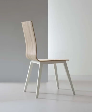 Silla Tau · Moya Andreu