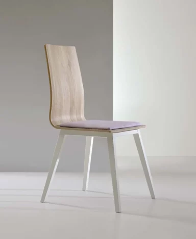 Silla Tau · Moya Andreu