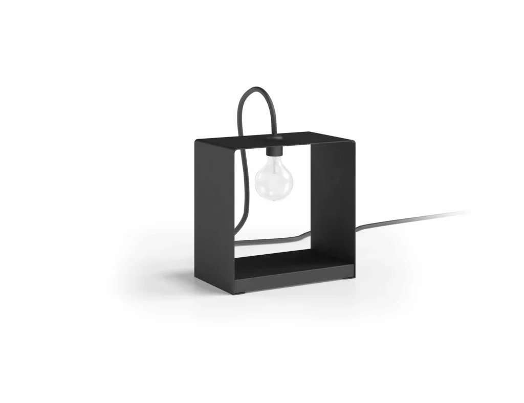 Lámpara de mesa Cubik · ROS
