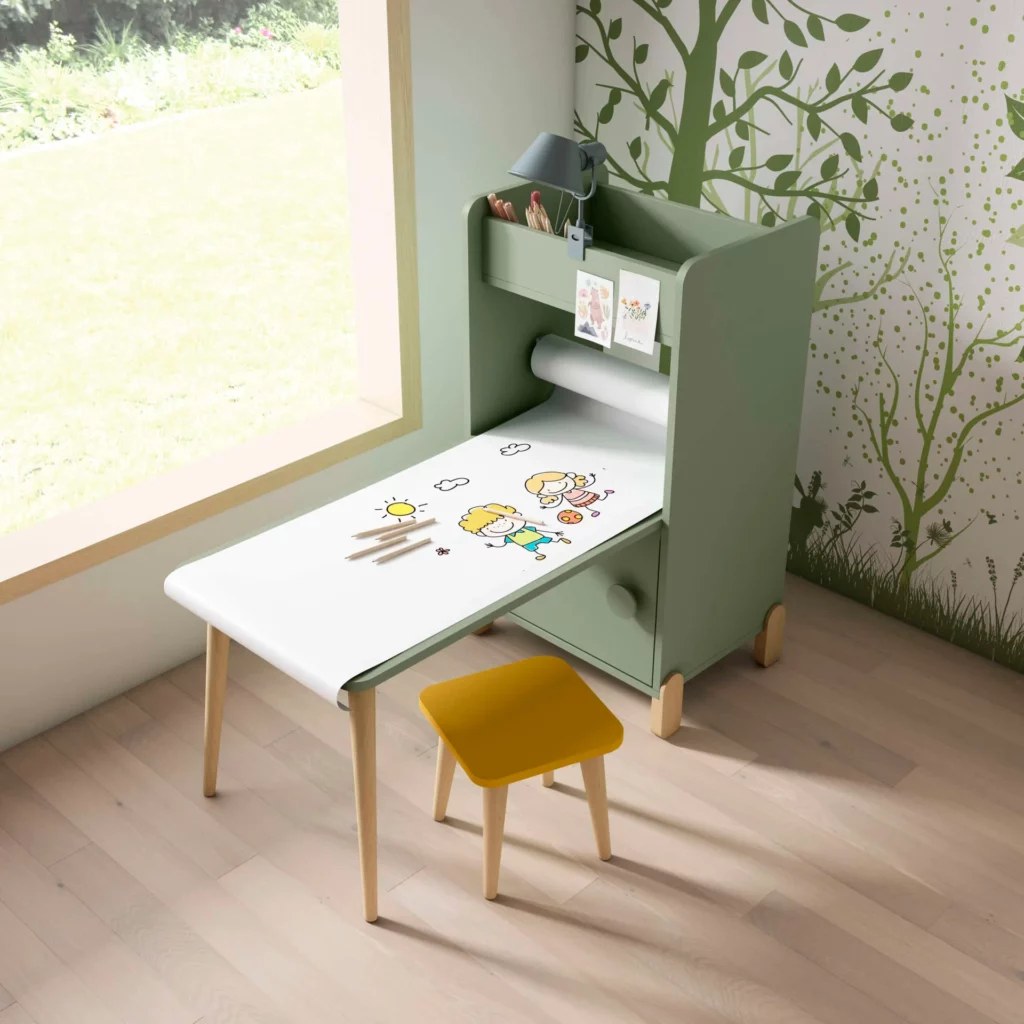 Mesa para pintar con rollo de papel · ROS